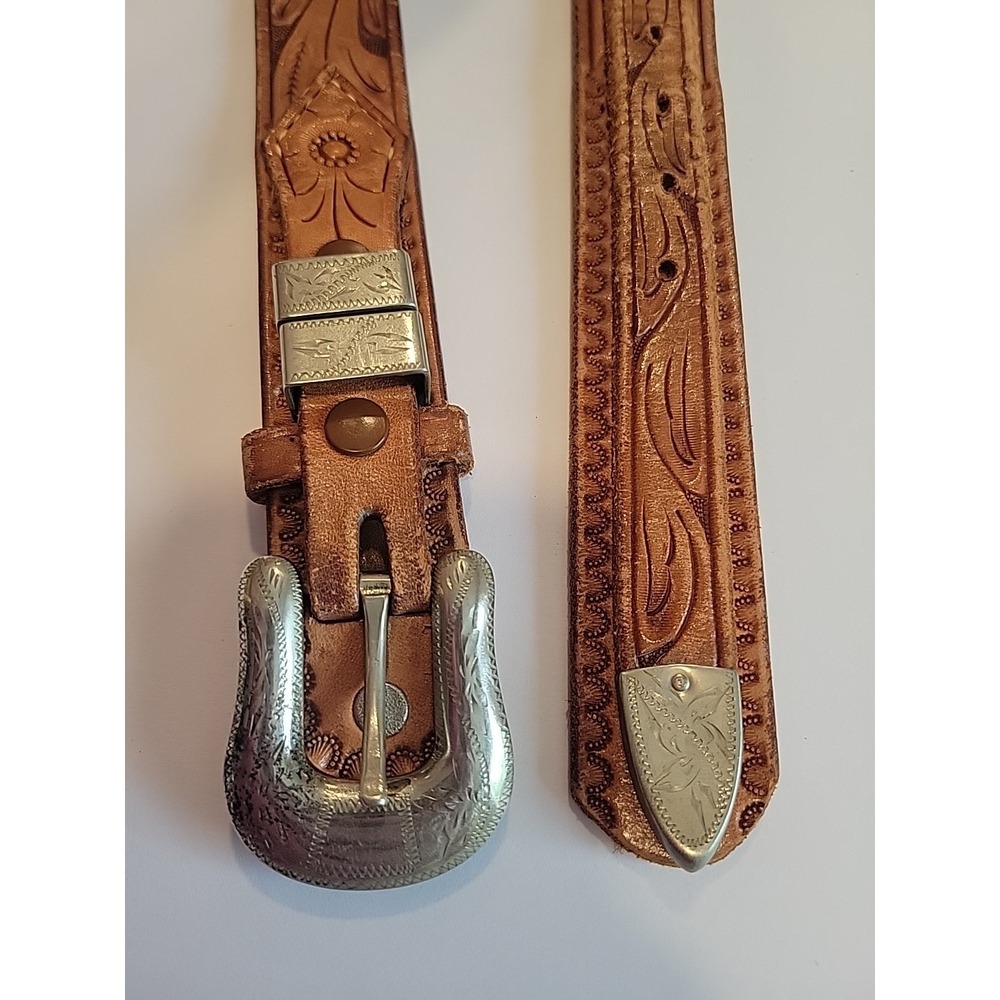 VTG RICARDO Tooled Flowers Leather Belt Silver Buckle w/ Cursive Logo Stamp